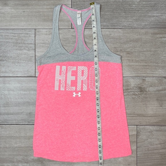 UNDER ARMOUR Breast Cancer “HERO” Racerback HeatGear Tank - Picture 6 of 9